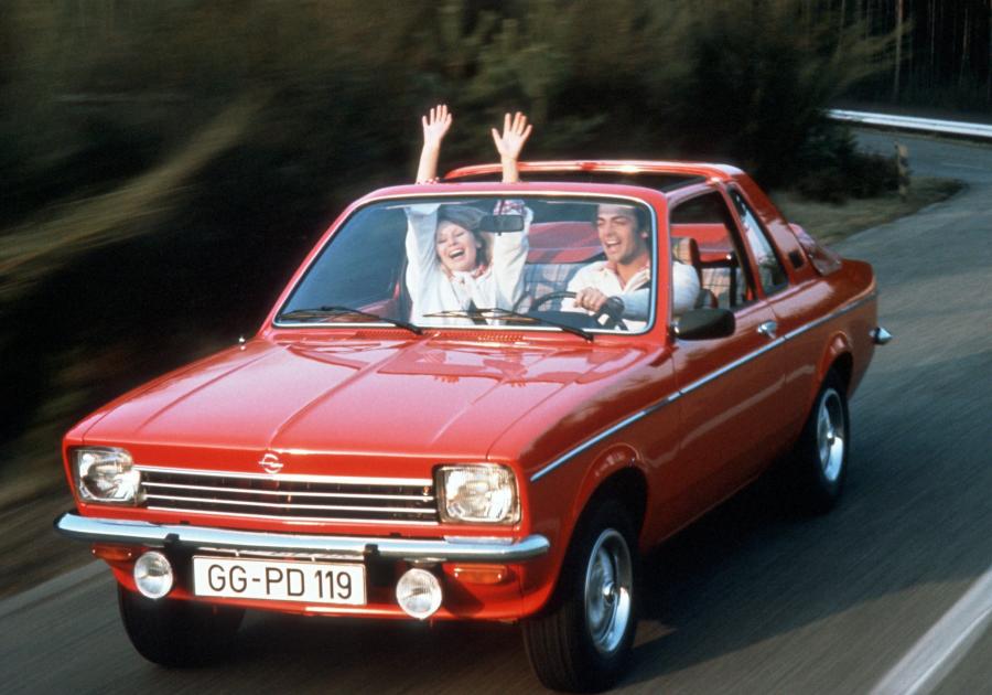  Opel Kadett Aero 1976 года  (фото 4 из 8)
